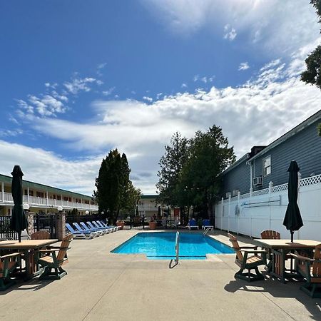 O'Sullivan'S Motel Lake George Kültér fotó