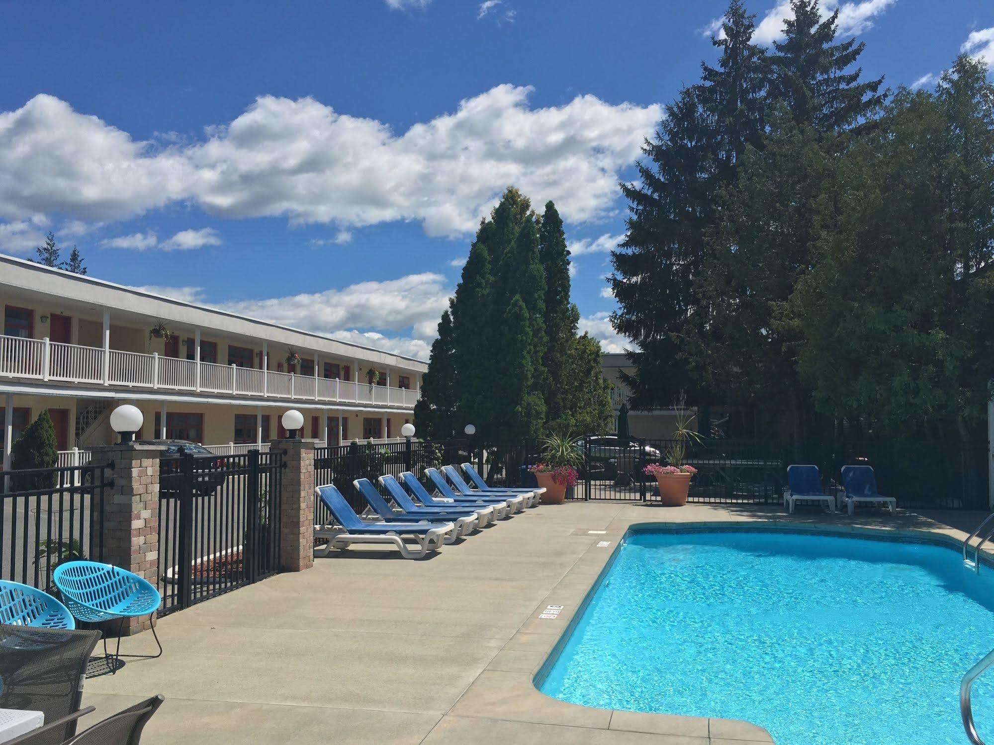O'Sullivan'S Motel Lake George Kültér fotó